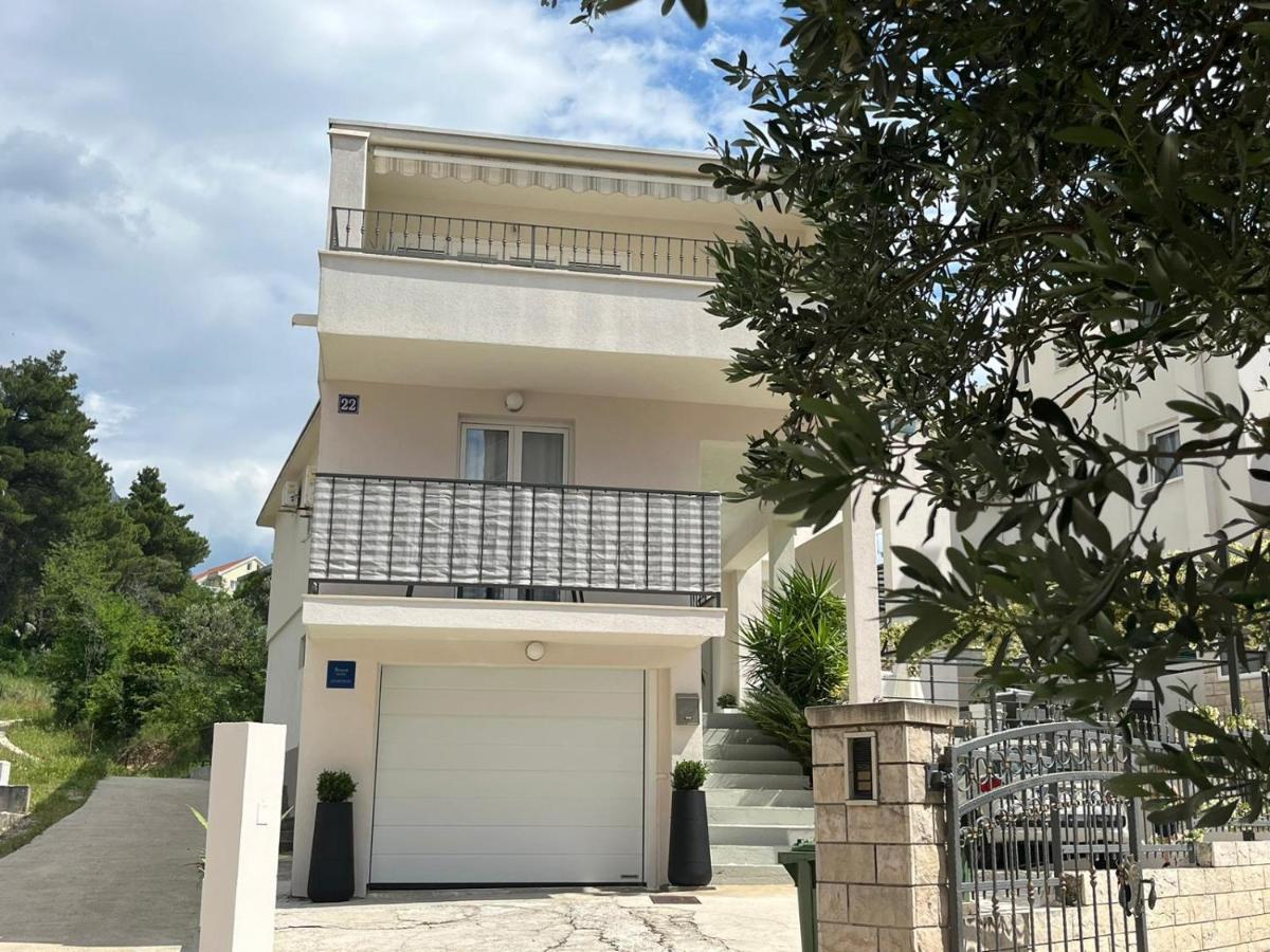 Guesthouse Civljak Baška Voda Екстериор снимка