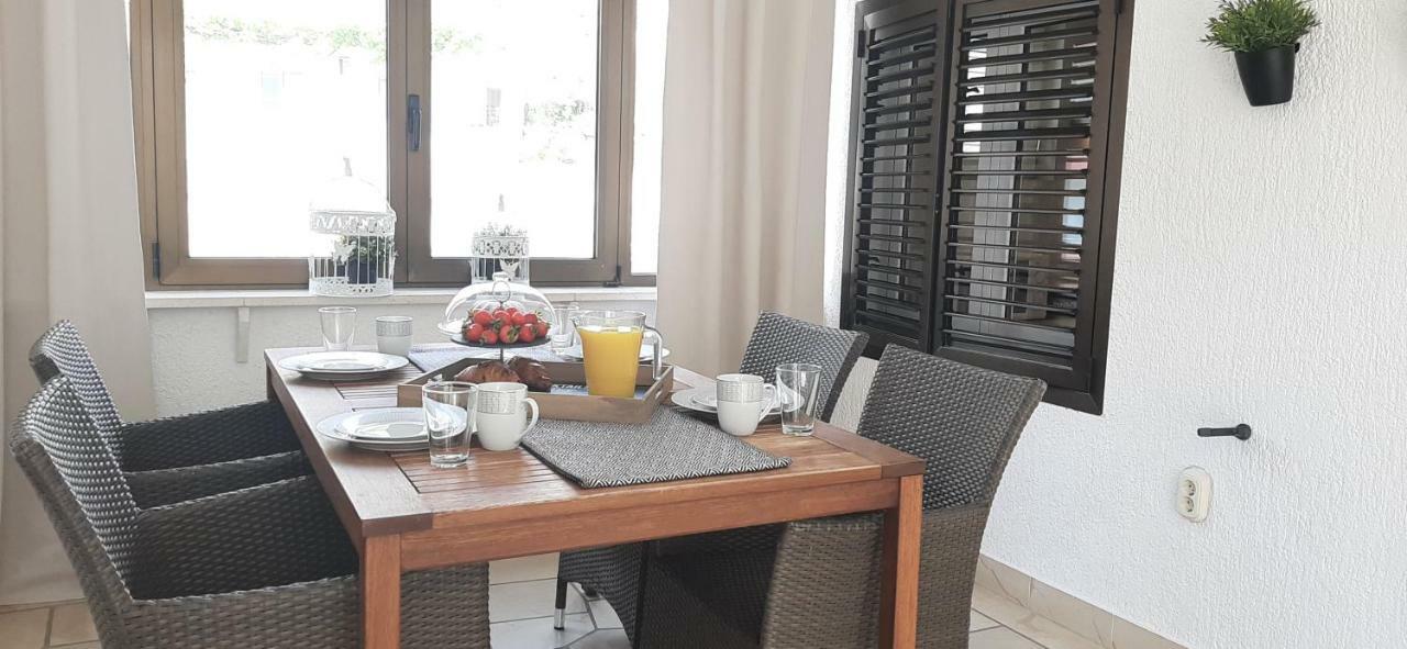 Guesthouse Civljak Baška Voda Екстериор снимка